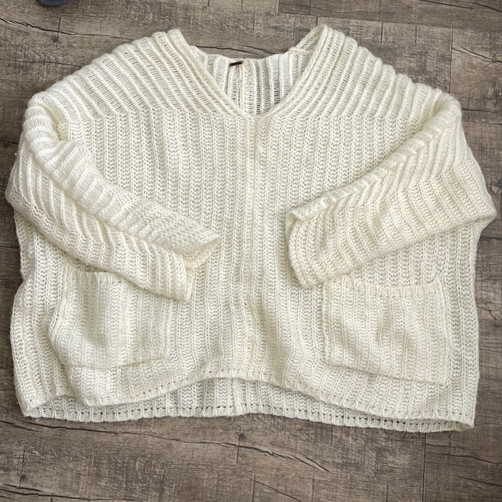 Free People oversized knitted sweater size M